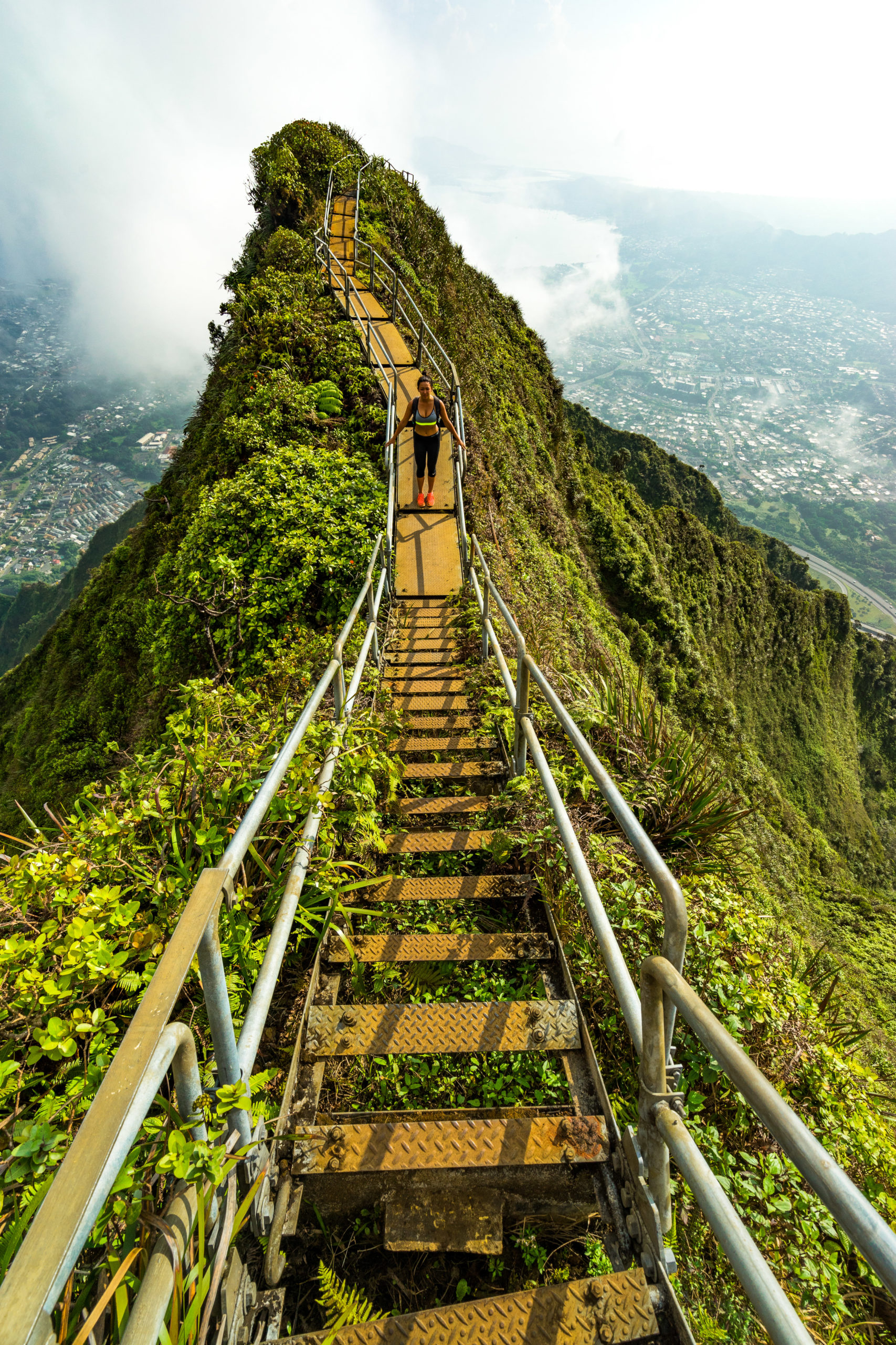 10 Most Dangerous Staircases in The World (PHOTOS) 